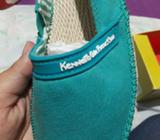 Se Vende Kenneth Cole de Niñas Talla33