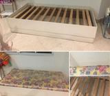 Cama Twin con Colchon Y Base de Madera