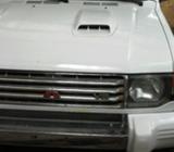 Mitsubishi Montero 97