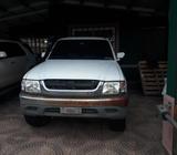 Se Vende Hilux 2004